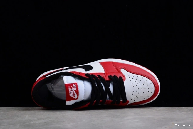  Low  1 Retro Golf  DD9315-600 Jordan Chicago 0311